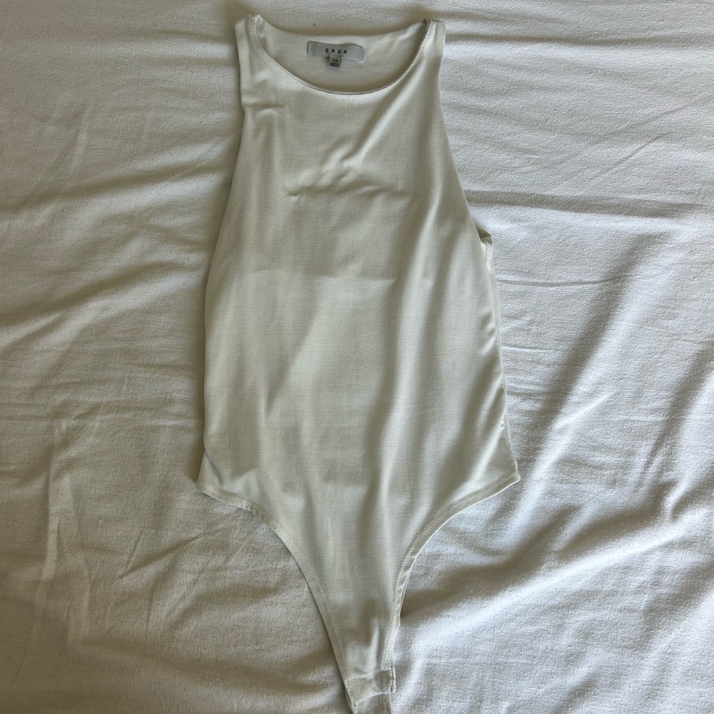 White High Neck Sleeveless Bodysuit